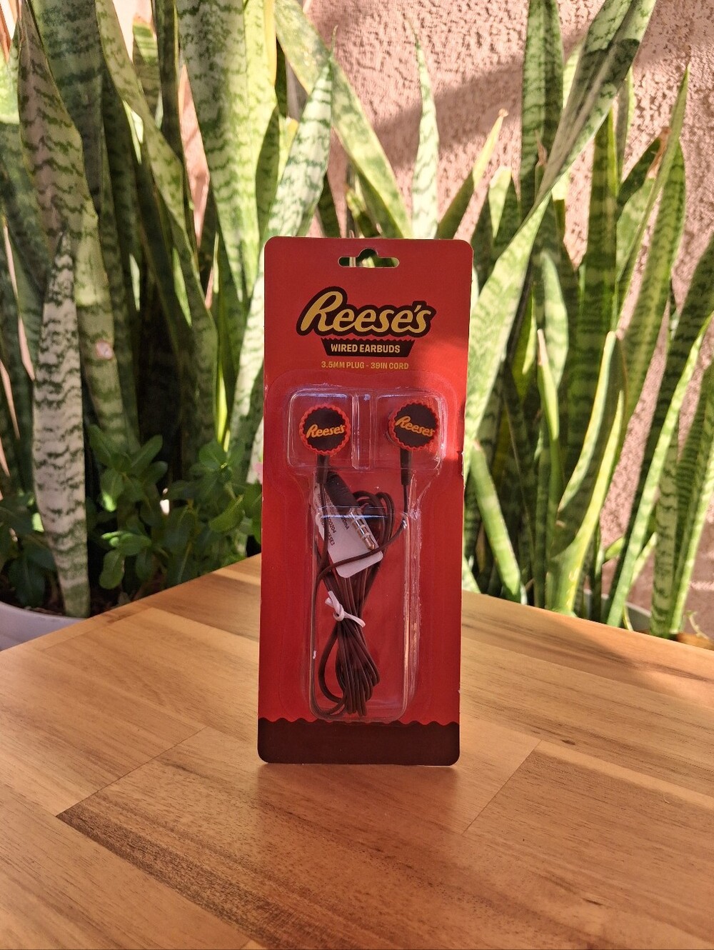 Reese's Hershey Licensed Wired Earbuds 3.5 Mm Plug